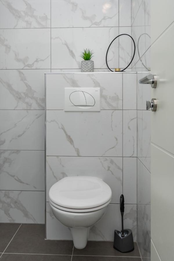 Studio Apartment Harmony NP Krka Lozovac Bagian luar foto